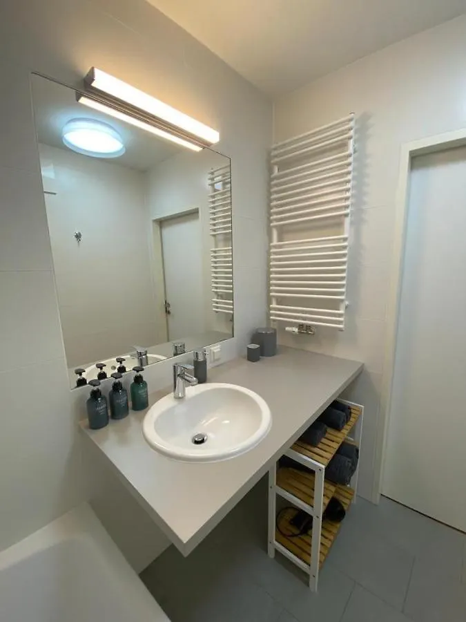 Appartement Feelhome Vienna, Subway U1 Kagran/Donauzentrum
